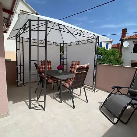 Apartman Anchor Apartment *