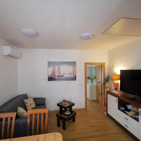 Apartman Anchor Apartment *
